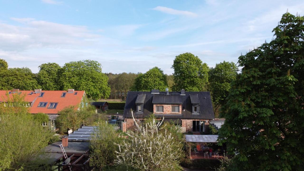 Grosse Wohnung / Haushaelfte In Peetzig Am See Анґермюнде Екстер'єр фото