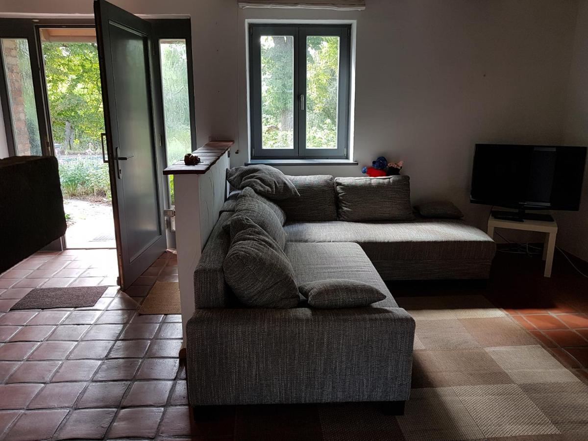 Grosse Wohnung / Haushaelfte In Peetzig Am See Анґермюнде Екстер'єр фото